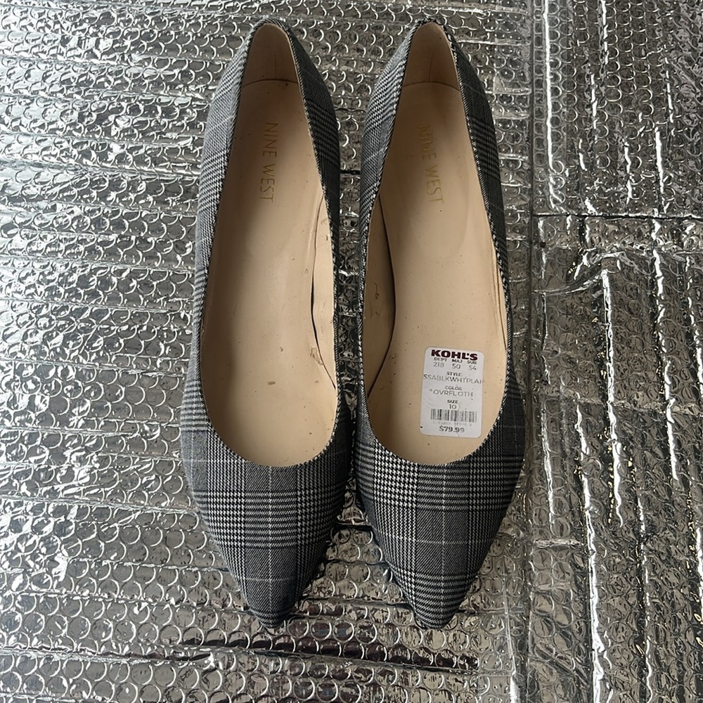 NINE WEST Gray Plaid Pointed Toe Heels